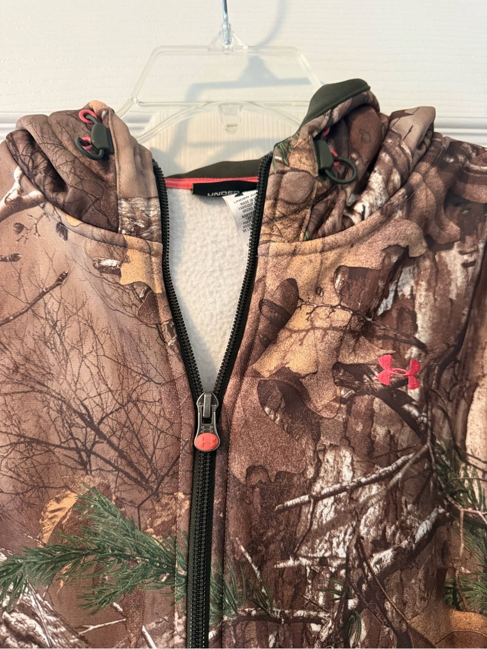 Realtree Camouflage Full-Zip Hoodie in Brown and Green - Picture 3 of 7